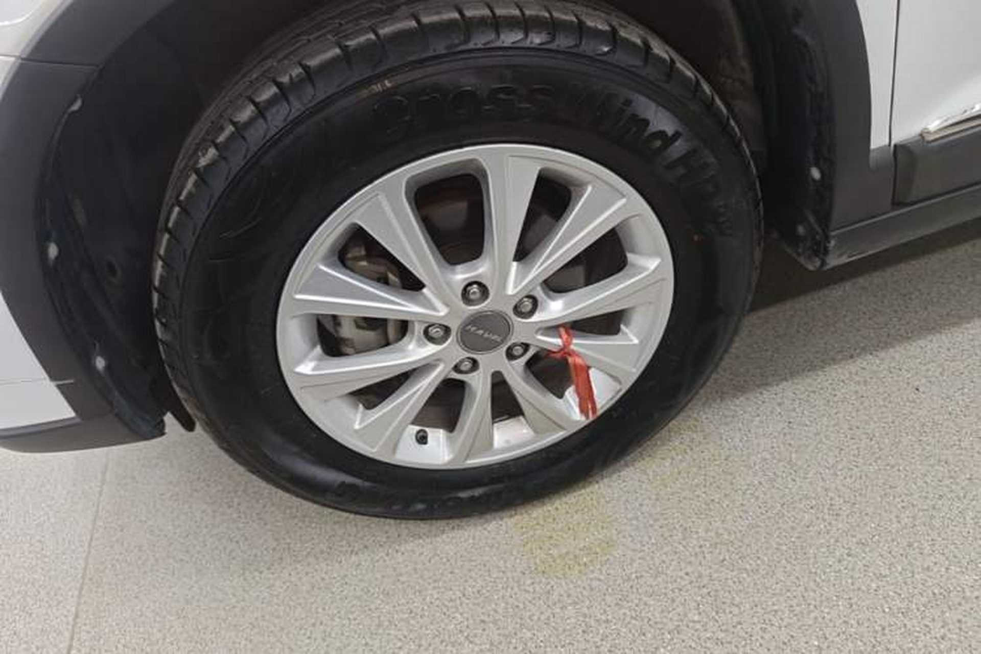 Used Haval H6 2018 Red-Label Sport Version 1.5T Manual Two-Wheel Drive Elite Model Left Front Wheel Hub