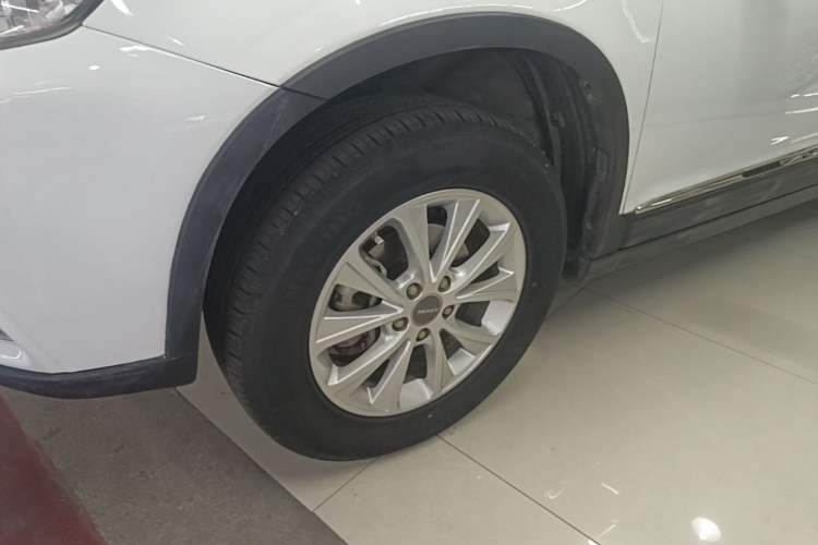 Used Haval H6 2018 Red-Label Sport Edition 1.5T Automatic Two-Wheel Drive Elite Model Left Front Wheel Hub