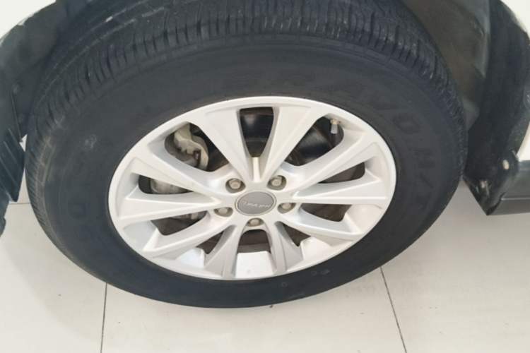 Used Haval H6 2018 Blue Label Sport Edition 1.5T Manual Two-Wheel Drive Elite Model Left Front Wheel Hub