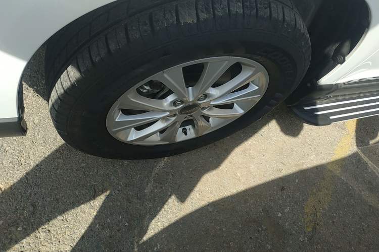 Used Haval H6 2018 Blue Label Sport Edition 1.5T Automatic Two-Wheel Drive Elite Model Left Front Wheel Hub