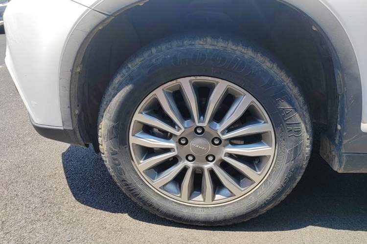 Used Haval H6 2018 Red-Label Sport Version 1.5T Manual Two-Wheel Drive Elite Model Left Front Wheel Hub