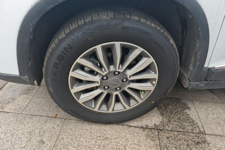 Used Haval H6 2018 Sport Edition 1.5T Automatic Two-Wheel Drive Elite Model China V Standard Left Front Wheel Hub