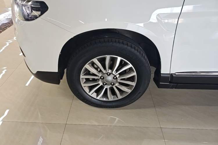 Used Haval H6 2018 Blue Label Sport Edition 1.5T Automatic Two-Wheel Drive Elite Model Left Front Wheel Hub