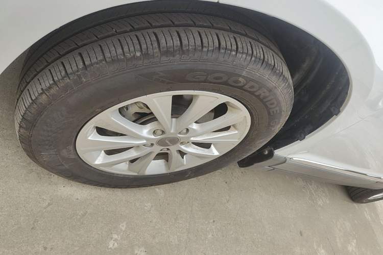 Used Haval H6 2018 Blue Label Sport Edition 1.5T Automatic Two-Wheel Drive Elite Model Left Front Wheel Hub