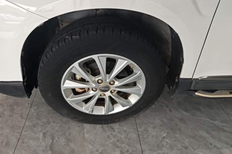 Used Haval H6 2018 Blue Label Sport Edition 1.5T Automatic Two-Wheel Drive Elite Model Left Front Wheel Hub