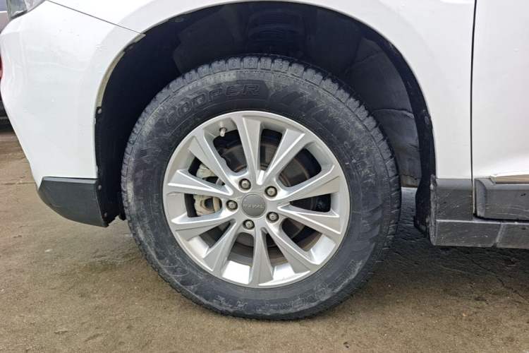 Used Haval H6 2018 Blue Label Sport Edition 1.5T Manual Two-Wheel Drive Elite Model Left Front Wheel Hub