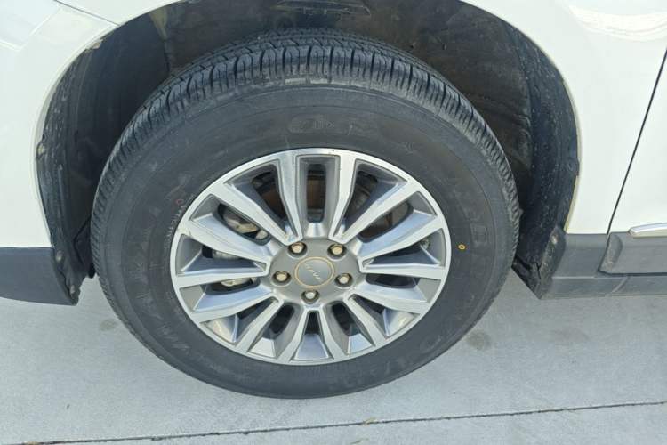Used Haval H6 2018 Blue Label Sport Edition 1.5T Automatic Two-Wheel Drive Elite Model Left Front Wheel Hub
