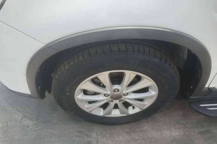 Used Haval H6 2018 Sport Edition 1.5T Manual Two-Wheel Drive Elite Model China V Standard Left Front Wheel Hub