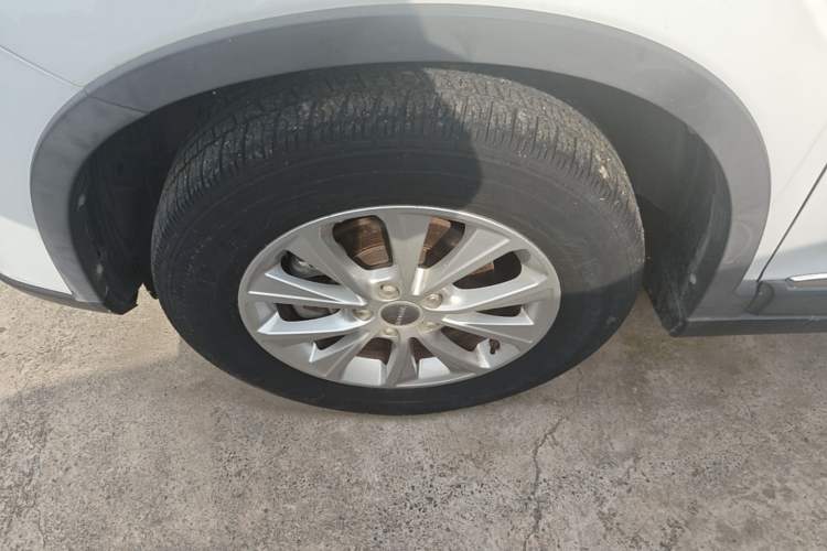 Used Haval H6 2018 Red-Label Sport Version 1.5T Manual Two-Wheel Drive Elite Model Left Front Wheel Hub