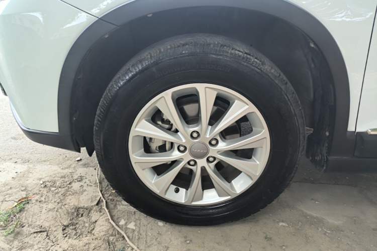 Used Haval H6 2018 Sport Edition 1.5T Automatic Two-Wheel Drive Elite Model China V Standard Left Front Wheel Hub