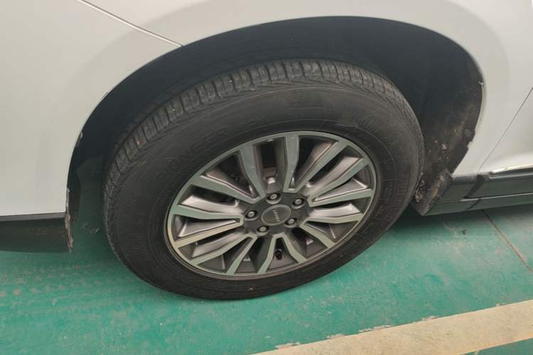 Used Haval H6 2018 Blue Label Sport Edition 1.5T Automatic Two-Wheel Drive Elite Model Left Front Wheel Hub