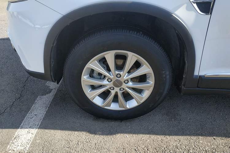 Used Haval H6 2018 Red-Label Sport Edition 1.5T Automatic Two-Wheel Drive Elite Model Left Front Wheel Hub