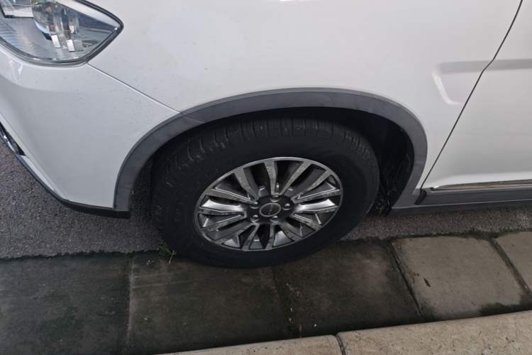 Used Haval H6 2018 Red-Label Sport Edition 1.5T Automatic Two-Wheel Drive Elite Model Left Front Wheel Hub
