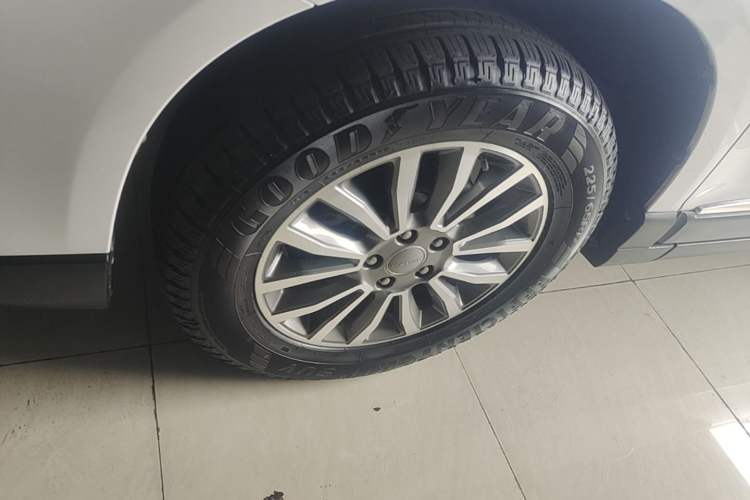 Used Haval H6 2018 Blue Label Sport Edition 1.5T Automatic Two-Wheel Drive Elite Model Left Front Wheel Hub