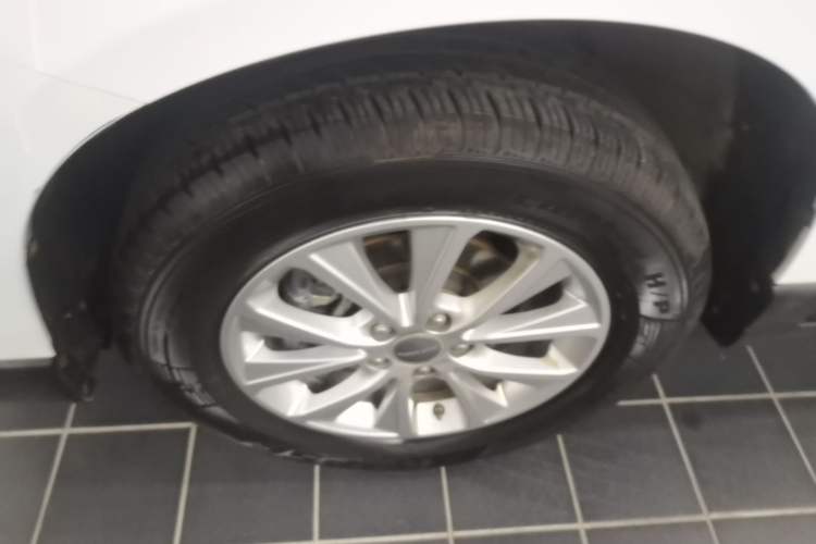 Used Haval H6 2018 Blue Label Sport Edition 1.5T Automatic Two-Wheel Drive Elite Model Left Front Wheel Hub