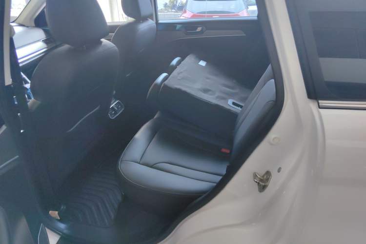 Used Haval H6 2018 Blue Label Sport Edition 1.5T Automatic Two-Wheel Drive Elite Model Left Rear Seat