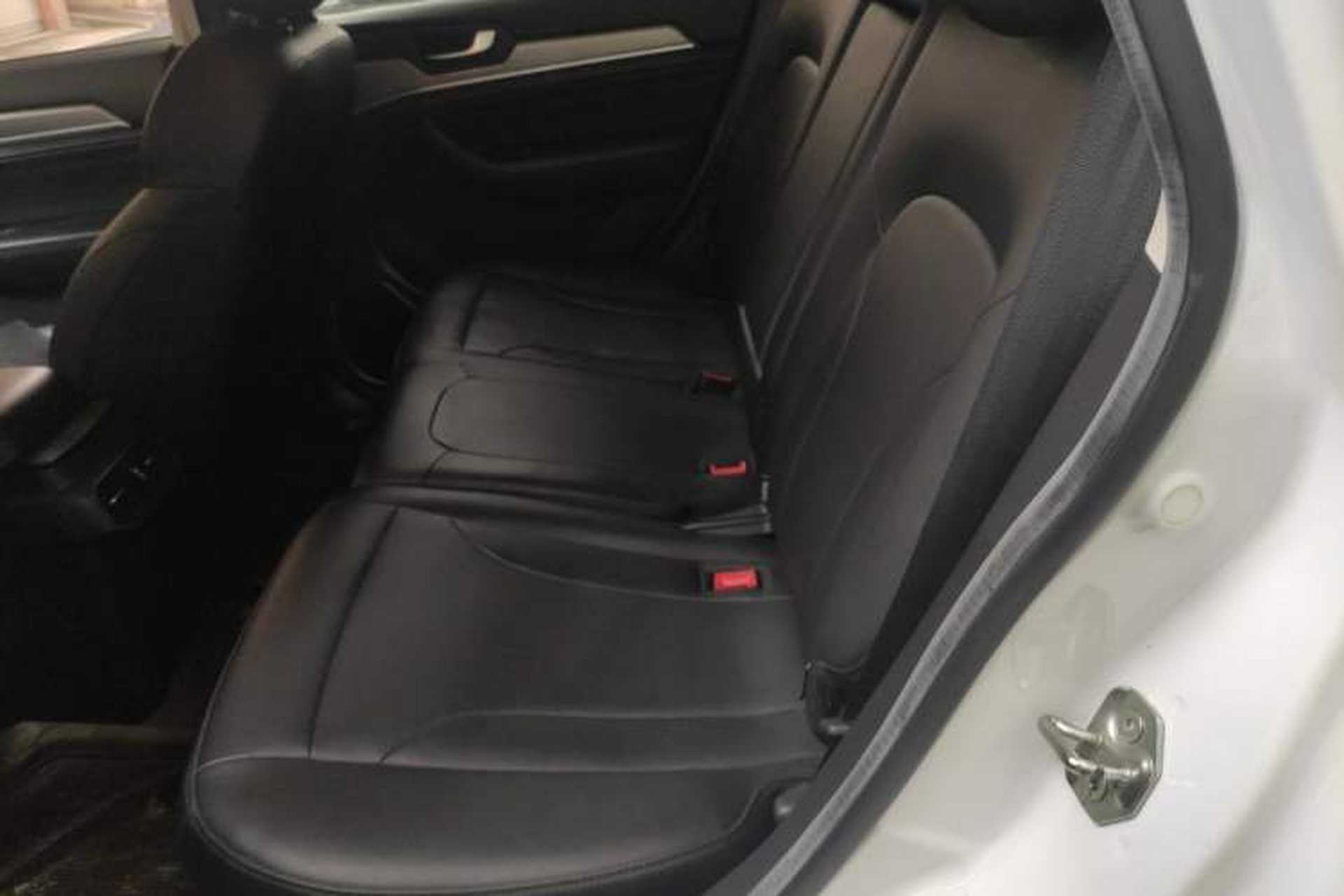 Used Haval H6 2018 Blue Label Sport Edition 1.5T Automatic Two-Wheel Drive Elite Model Left Rear Seat