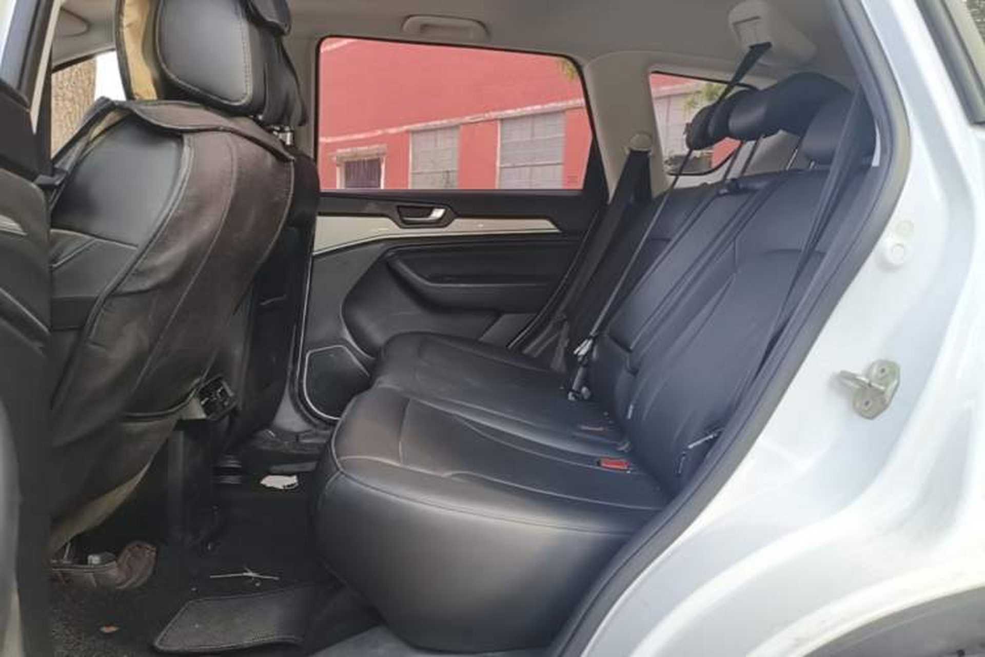 Used Haval H6 2018 Red-Label Sport Version 1.5T Manual Two-Wheel Drive Elite Model Left Rear Seat