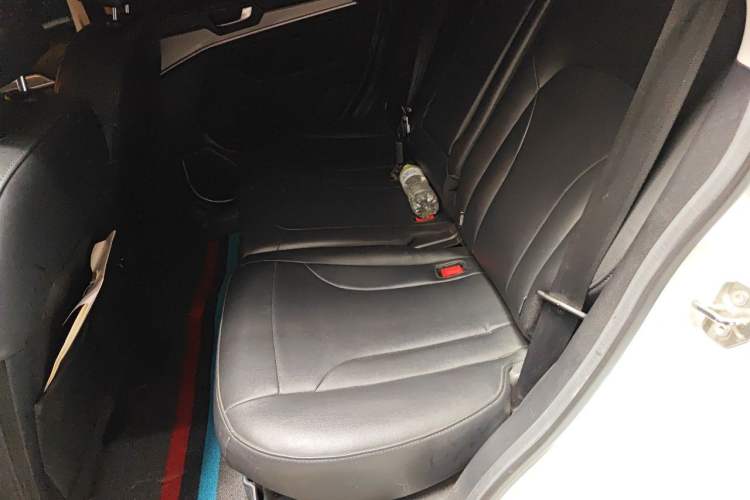 Used Haval H6 2018 Blue Label Sport Edition 1.5T Automatic Two-Wheel Drive Elite Model Left Rear Seat