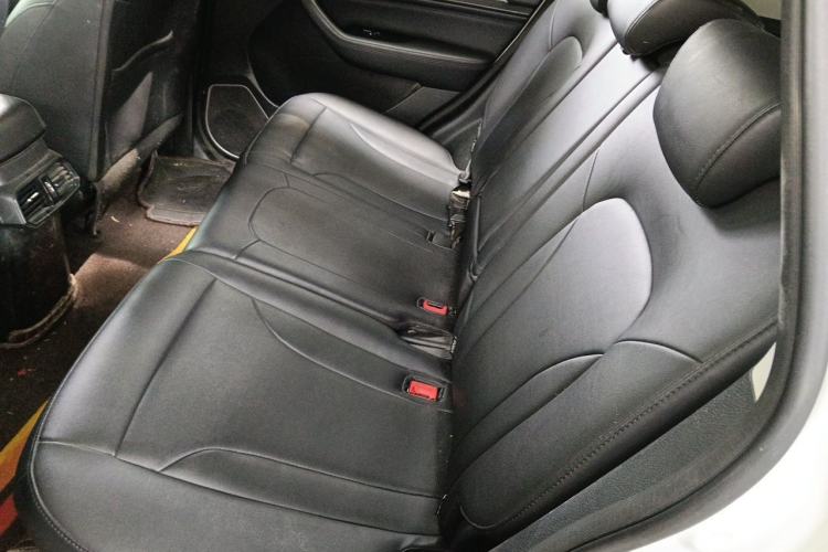 Used Haval H6 2018 Red-Label Sport Edition 1.5T Automatic Two-Wheel Drive Elite Model Left Rear Seat