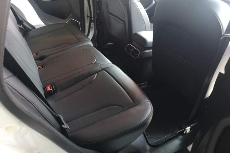 Used Haval H6 2018 Blue Label Sport Edition 1.5T Automatic Two-Wheel Drive Elite Model Left Rear Seat