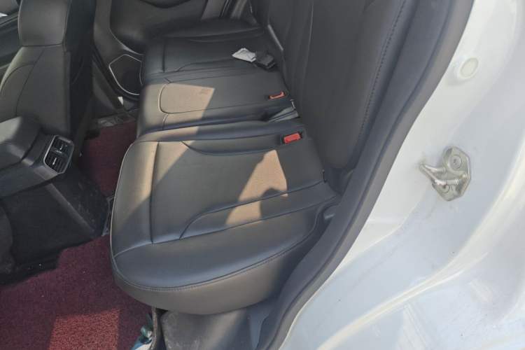 Used Haval H6 2018 Blue Label Sport Edition 1.5T Automatic Two-Wheel Drive Elite Model Left Rear Seat