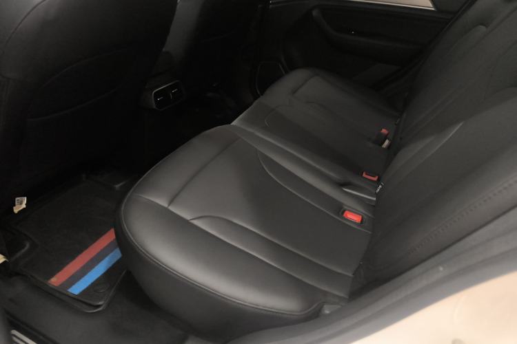 Used Haval H6 2018 Sport Edition 1.5T Automatic Two-Wheel Drive Elite Model China V Standard Left Rear Seat
