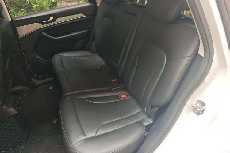 Used Haval H6 2018 Sport Edition 1.5T Automatic Two-Wheel Drive Elite Model China V Standard Left Rear Seat