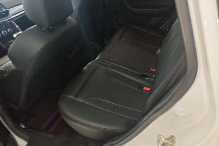 Used Haval H6 2018 Sport Edition 1.5T Automatic Two-Wheel Drive Elite Model China V Standard Left Rear Seat