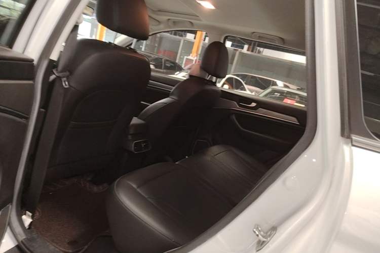 Used Haval H6 2018 Sport Edition 1.5T Automatic Two-Wheel Drive Elite Model China V Standard Left Rear Seat