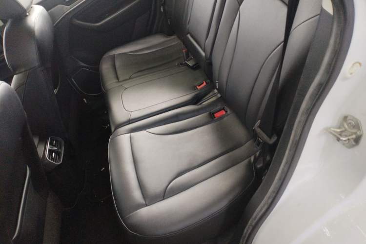 Used Haval H6 2018 Blue Label Sport Edition 1.5T Automatic Two-Wheel Drive Elite Model Left Rear Seat