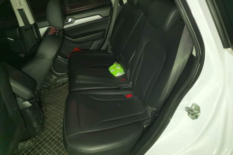 Used Haval H6 2018 Sport Edition 1.5T Automatic Two-Wheel Drive Elite Model China V Standard Left Rear Seat
