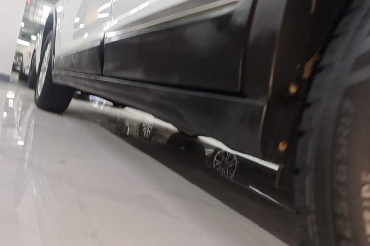 Used Haval H6 2018 Sport Edition 1.5T Automatic Two-Wheel Drive Elite Model China V Standard Left Side Sill