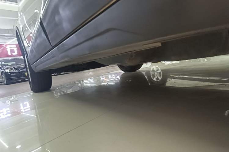 Used Haval H6 2018 Red-Label Sport Edition 1.5T Automatic Two-Wheel Drive Elite Model Left Side Sill