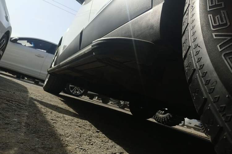 Used Haval H6 2018 Blue Label Sport Edition 1.5T Automatic Two-Wheel Drive Elite Model Left Side Sill