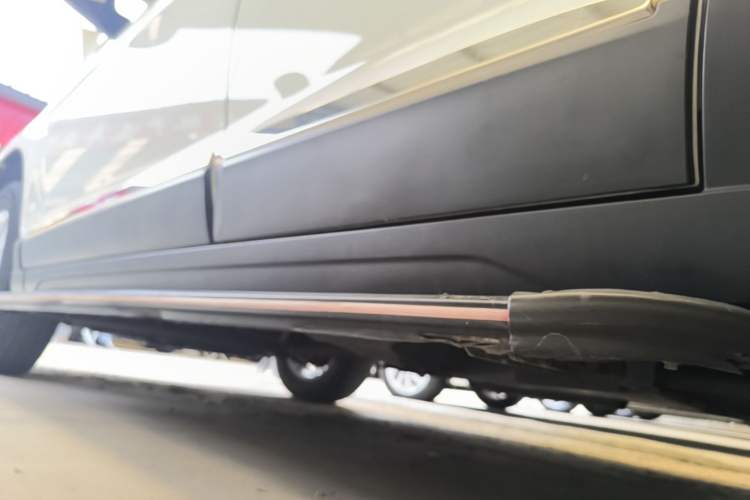 Used Haval H6 2018 Blue Label Sport Edition 1.5T Automatic Two-Wheel Drive Elite Model Left Side Sill