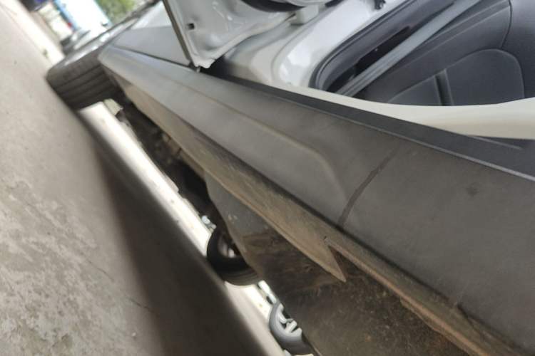 Used Haval H6 2018 Blue Label Sport Edition 1.5T Automatic Two-Wheel Drive Elite Model Left Side Sill