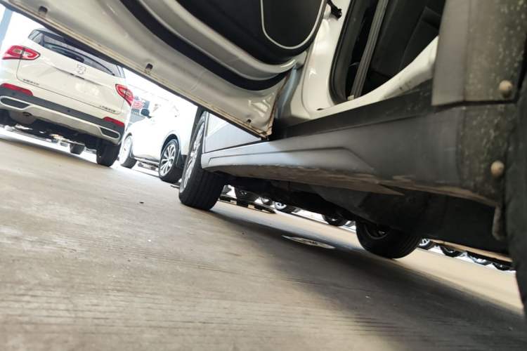 Used Haval H6 2018 Red-Label Sport Edition 1.5T Automatic Two-Wheel Drive Elite Model Left Side Sill