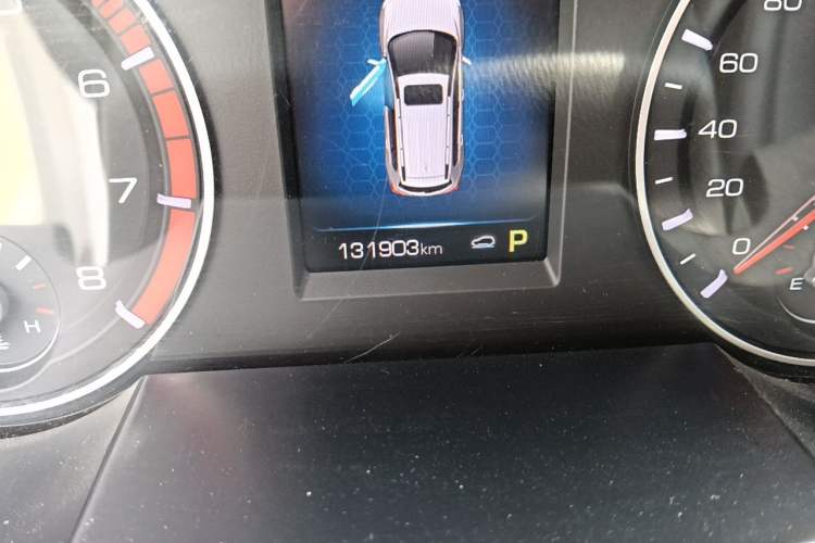 Used Haval H6 2018 Sport Edition 1.5T Automatic Two-Wheel Drive Elite Model China V Standard Odometer Close Up