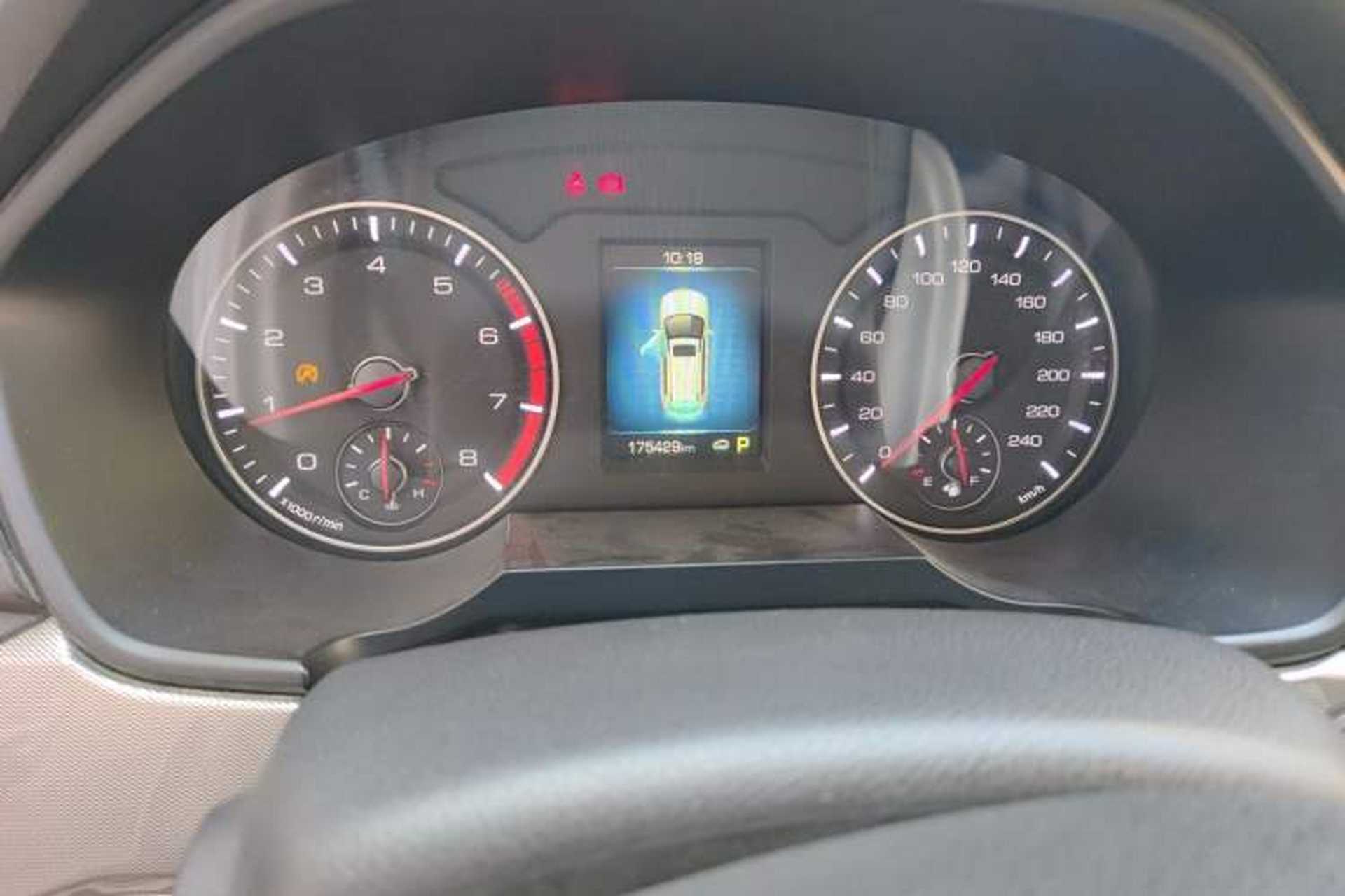 Used Haval H6 2018 Red-Label Sport Edition 1.5T Automatic Two-Wheel Drive Elite Model Odometer Close Up