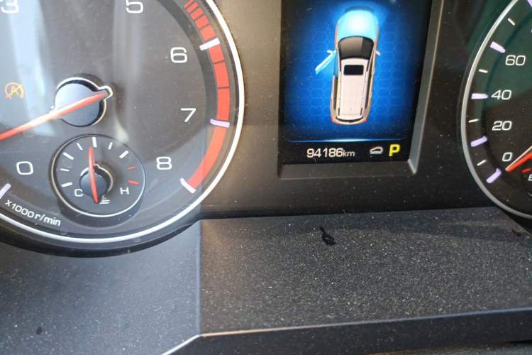 Used Haval H6 2018 Sport Edition 1.5T Automatic Two-Wheel Drive Elite Model China V Standard Odometer Close Up