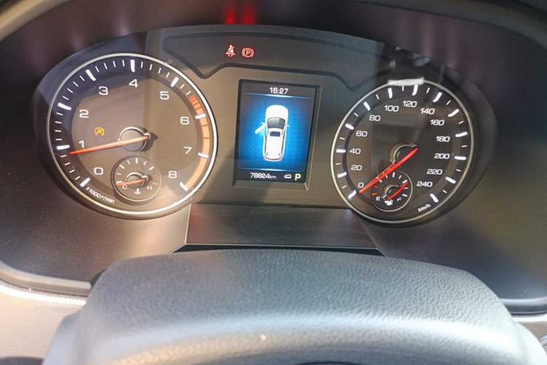 Used Haval H6 2018 Blue Label Sport Edition 1.5T Automatic Two-Wheel Drive Elite Model Odometer Close Up