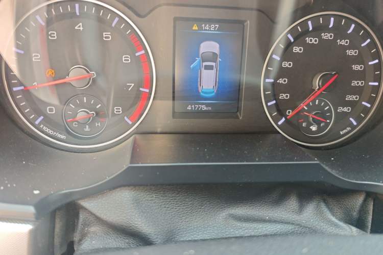 Used Haval H6 2018 Red-Label Sport Version 1.5T Manual Two-Wheel Drive Elite Model Odometer Close Up