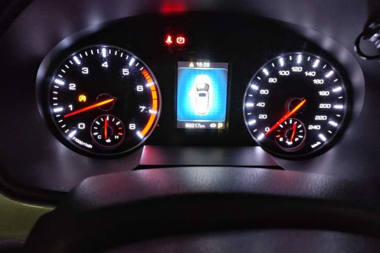 Used Haval H6 2018 Red-Label Sport Edition 1.5T Automatic Two-Wheel Drive Elite Model Odometer Close Up