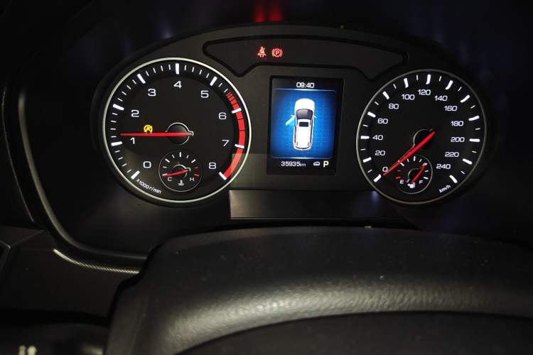 Used Haval H6 2018 Red-Label Sport Edition 1.5T Automatic Two-Wheel Drive Elite Model Odometer Close Up