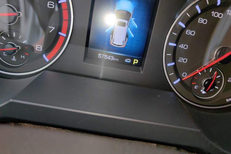 Used Haval H6 2018 Sport Edition 1.5T Automatic Two-Wheel Drive Elite Model China V Standard Odometer Close Up