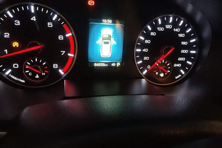 Used Haval H6 2018 Red-Label Sport Edition 1.5T Automatic Two-Wheel Drive Elite Model Odometer Close Up