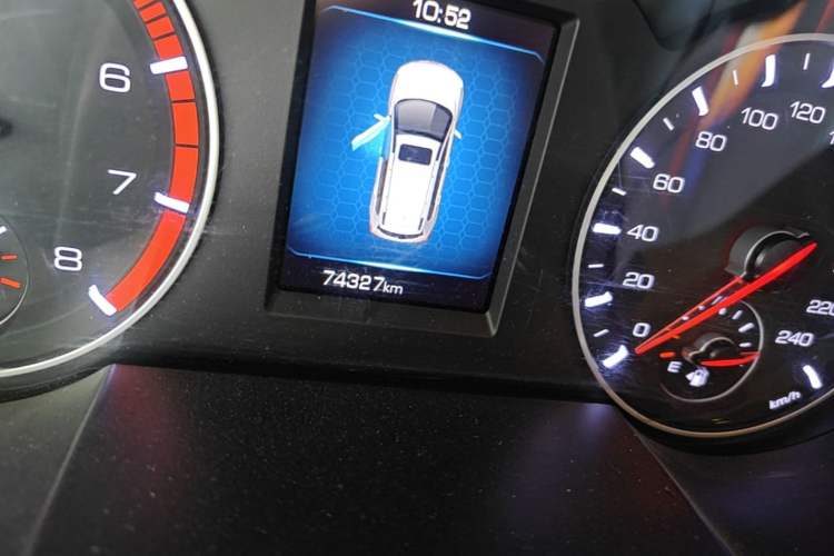 Used Haval H6 2018 Red-Label Sport Version 1.5T Manual Two-Wheel Drive Elite Model Odometer Close Up