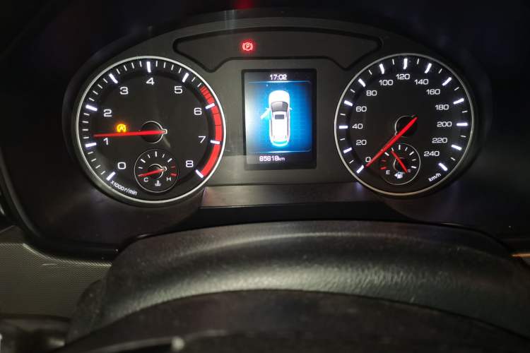 Used Haval H6 2018 Red-Label Sport Version 1.5T Manual Two-Wheel Drive Elite Model Odometer Close Up