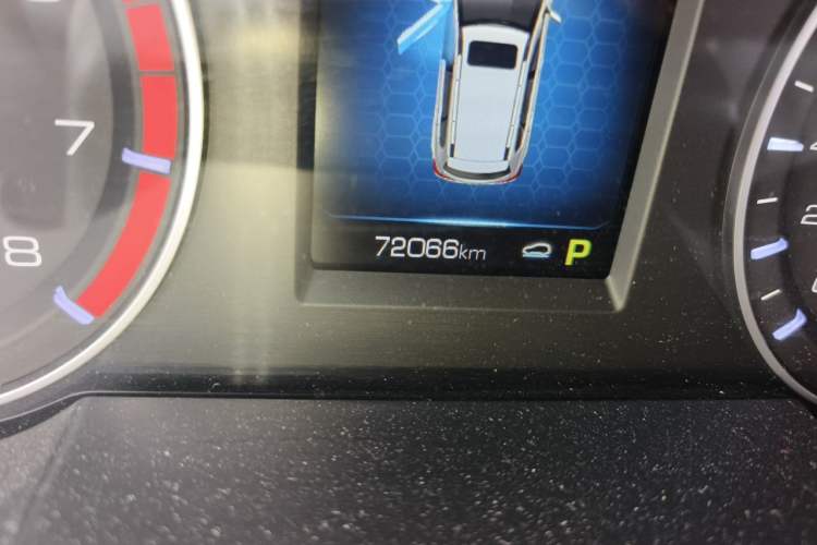 Used Haval H6 2018 Blue Label Sport Edition 1.5T Automatic Two-Wheel Drive Elite Model Odometer Close Up